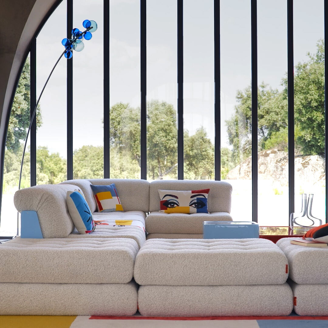 Lounge, designed by Hans Hopfer